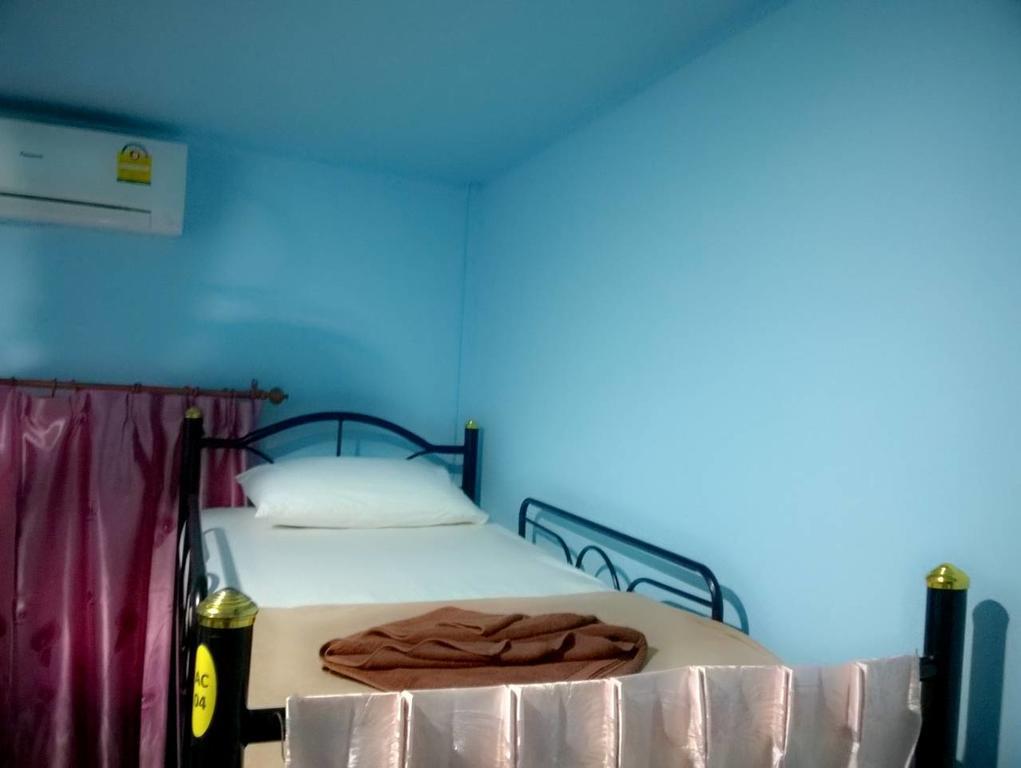 Baan Mook Anda Hostel Ko Lanta Szoba fotó