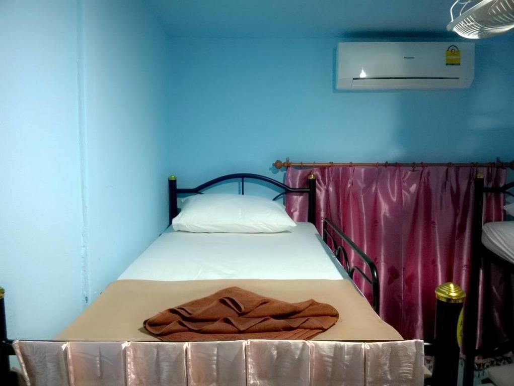 Baan Mook Anda Hostel Ko Lanta Szoba fotó