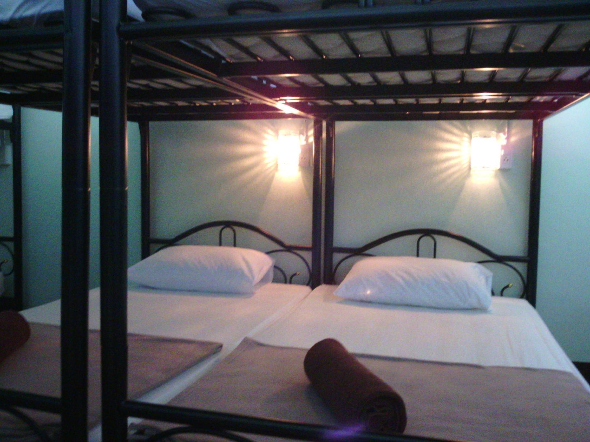 Baan Mook Anda Hostel Ko Lanta Kültér fotó