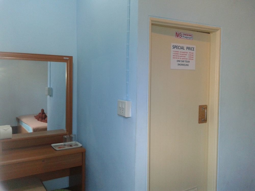 Baan Mook Anda Hostel Ko Lanta Kültér fotó